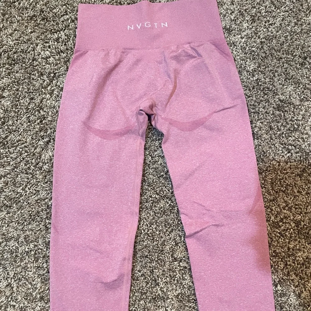 Pink nvgtn leggings - Picture 2 of 4